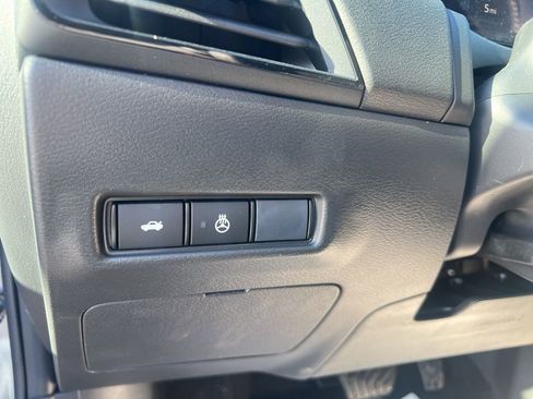 New 2026 Nissan Sentra SV w/ SV Convenience Package FWD image 36
