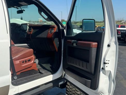 Used 2014 Ford F350 King Ranch w/ FX4 Off-Road Package image 23