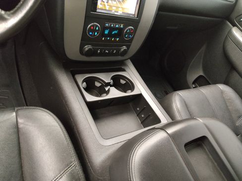 Used 2013 Chevrolet Silverado 1500 LTZ w/ LTZ Plus Package AWD/4WD image 26