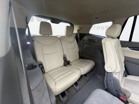 Used 2022 Cadillac XT6 Premium Luxury w/ LPO, Floor Liner Package image 29