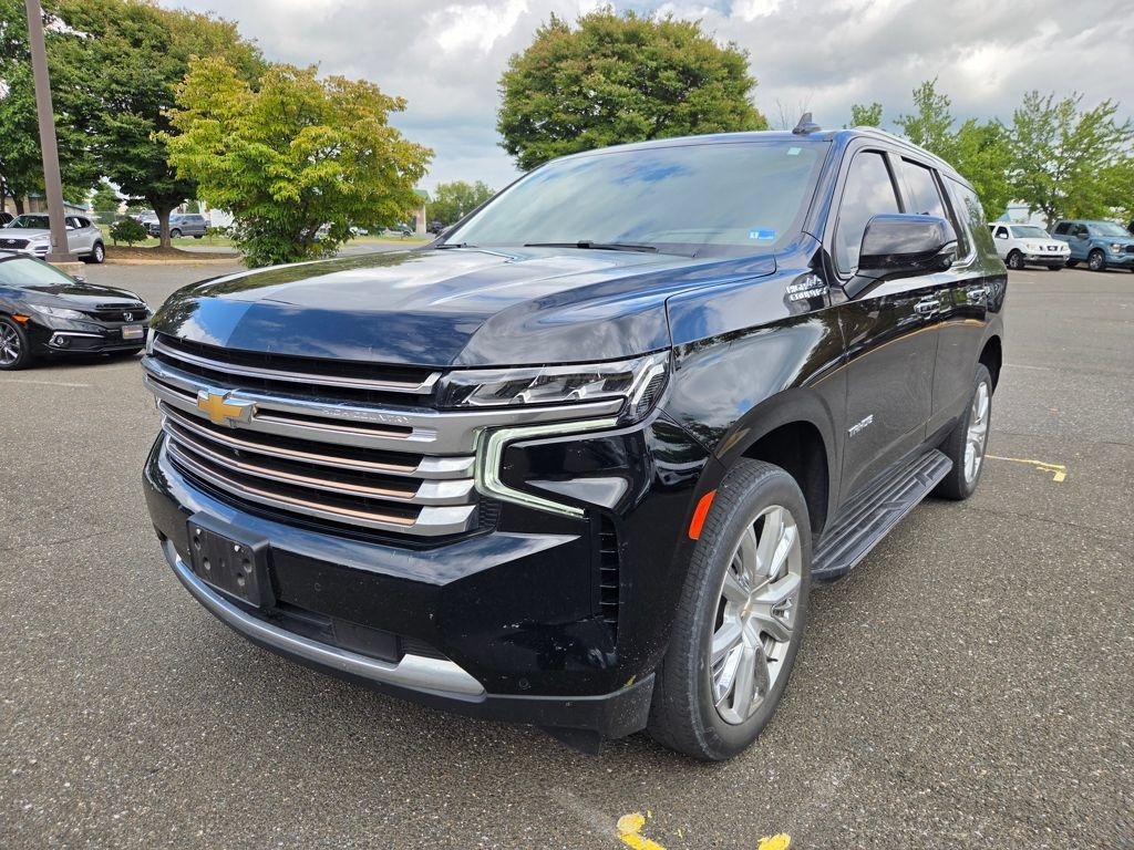 Used 2022 Chevrolet Tahoe High Country AWD/4WD image 3