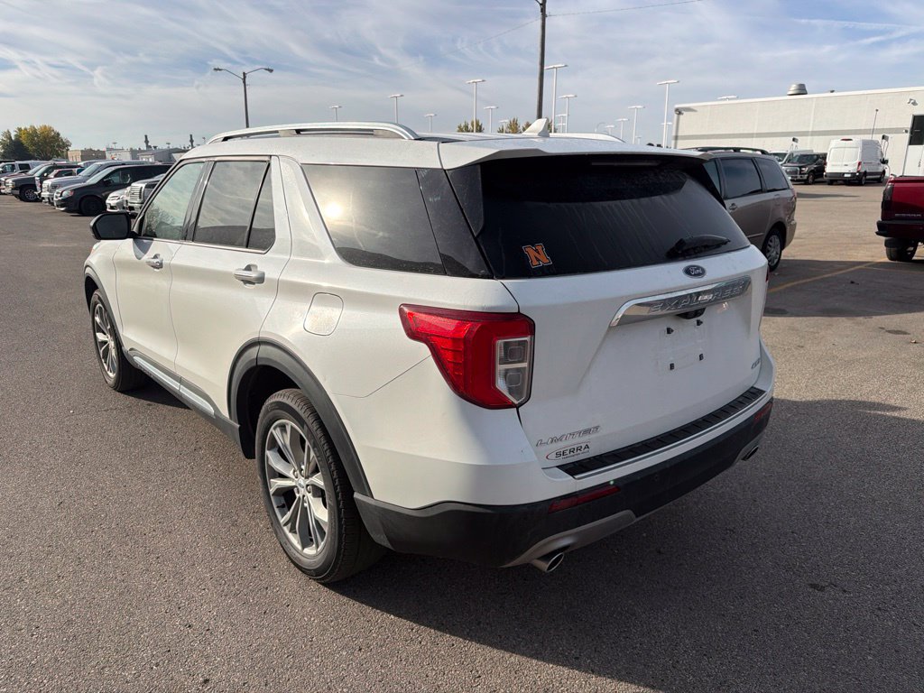 Used 2023 Ford Explorer Limited AWD/4WD image 6