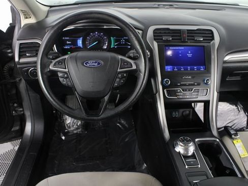 Used 2020 Ford Fusion S image 10