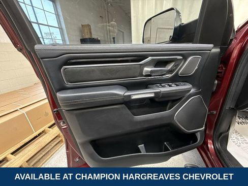 Used 2019 RAM 1500 Laramie image 30