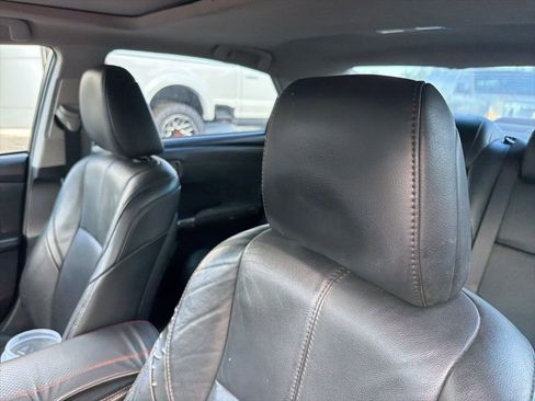 Used 2013 Toyota Avalon image 10