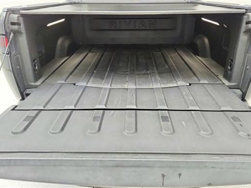 Used 2022 Rivian R1T Adventure image 14
