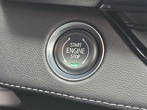 Used 2026 Buick Enclave Preferred image 17