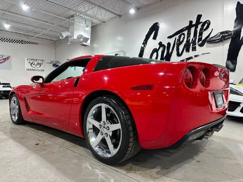 Used 2007 Chevrolet Corvette Coupe w/ Preferred Equipment Group RWD image 4