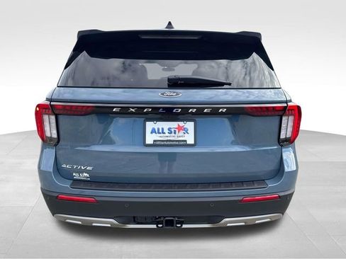 New 2026 Ford Explorer Active w/ Active Comfort Package image 8