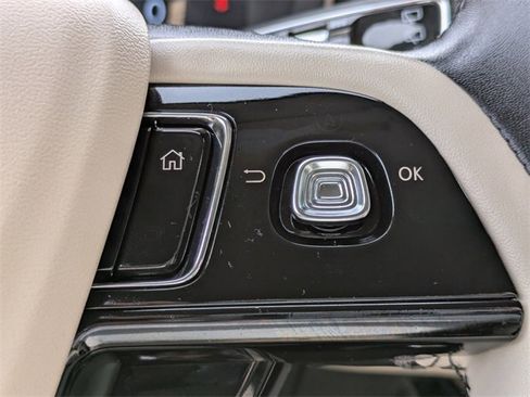 Used 2025 Lincoln Corsair Premiere image 24