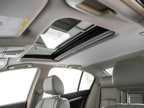 Used 2008 INFINITI G35 Journey w/ Premium Pkg image 4