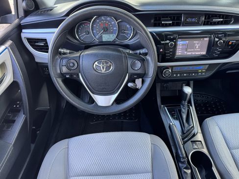 Used 2016 Toyota Corolla LE image 17
