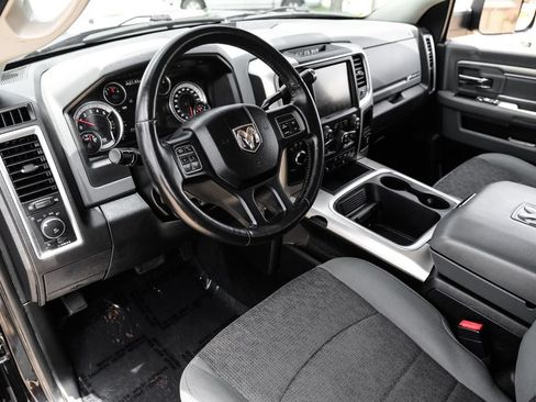 Used 2017 RAM 3500 Big Horn AWD/4WD image 2