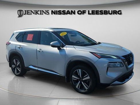 Certified 2022 Nissan Rogue Platinum w/ Head-Up Display Package FWD image 1