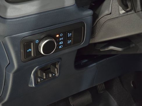 New 2025 Ford Maverick XLT w/ XLT Luxury Package image 16