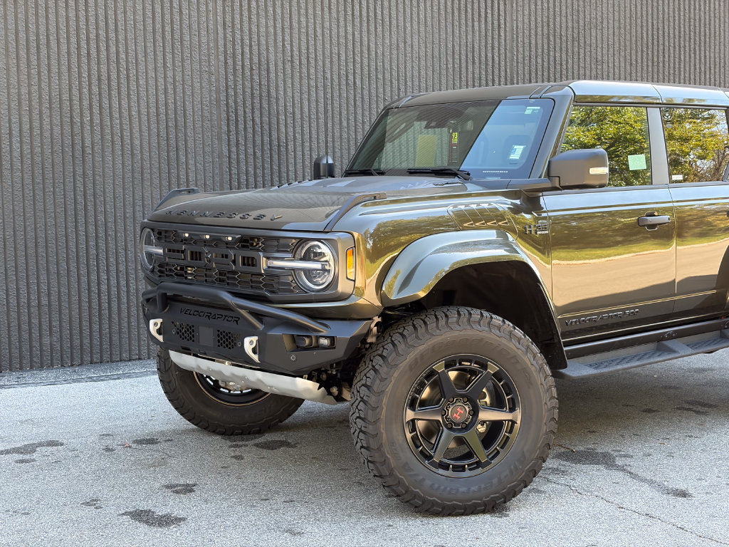 New 2026 Ford Bronco Raptor w/ Interior Carbon Fiber Pack AWD/4WD image 2