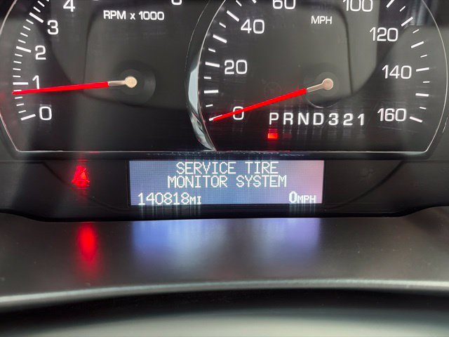 Used 2010 Cadillac DTS Luxury FWD image 1