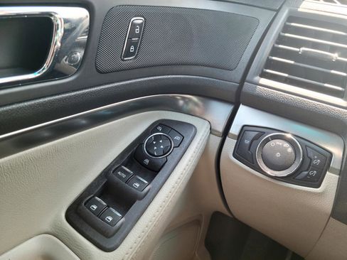 Used 2014 Ford Explorer FWD image 12