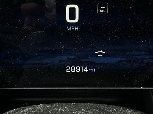 Used 2025 Chevrolet Equinox LT image 36