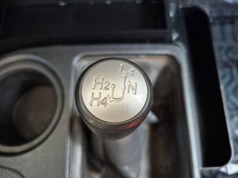 Used 2007 Toyota FJ Cruiser 4WD image 16