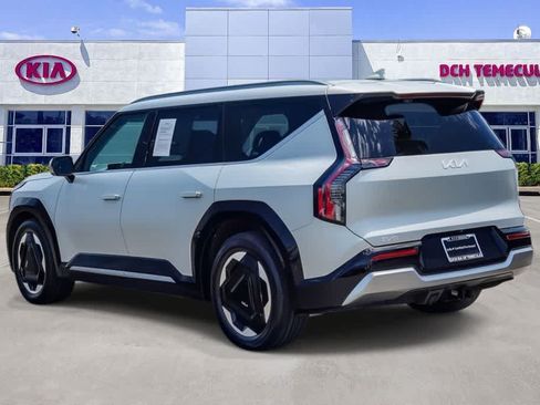 Certified 2024 Kia EV9 Land AWD/4WD image 6