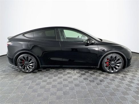 Used 2021 Tesla Model Y Performance image 7