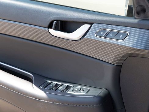 Used 2023 Hyundai Palisade Limited image 20