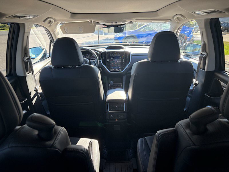 Used 2024 Subaru Ascent Touring AWD/4WD image 17