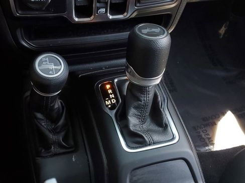 Used 2022 Jeep Wrangler Unlimited Sport AWD/4WD image 31