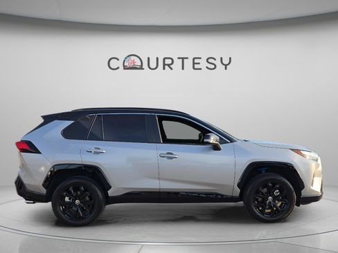 Certified 2025 Toyota RAV4 XSE image 7