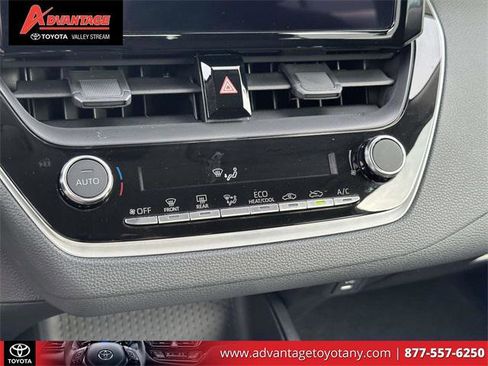 Certified 2025 Toyota Corolla LE image 32