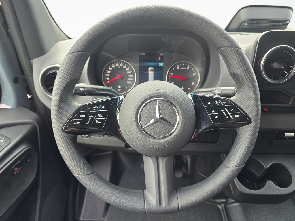 New 2026 Mercedes-Benz Sprinter 2500 image 34