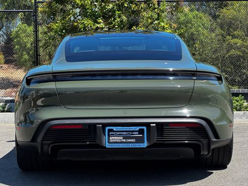 Certified 2022 Porsche Taycan Turbo S w/ Premium Package AWD/4WD image 8