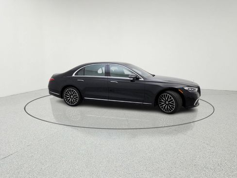 Certified 2023 Mercedes-Benz S 500 4MATIC image 6