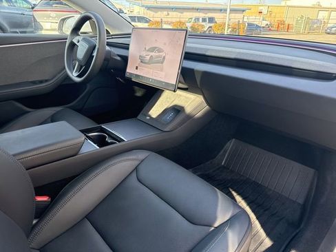 Used 2024 Tesla Model 3 Standard Range image 10