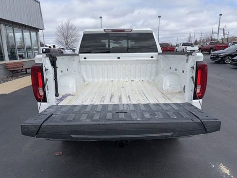 Used 2021 GMC Sierra 1500 SLT w/ SLT Premium Package image 16