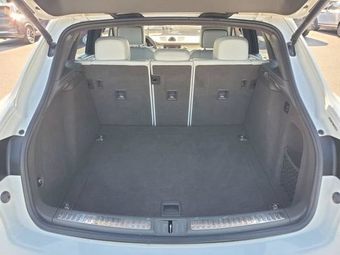 Used 2015 Porsche Macan S AWD/4WD image 32