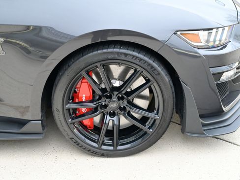 Used 2022 Ford Mustang Shelby GT500 w/ Technology Package image 12