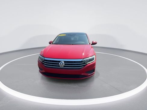 Used 2019 Volkswagen Jetta SEL w/ Cold Weather Package image 3