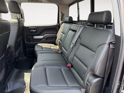 Used 2018 Chevrolet Silverado 2500 LTZ w/ Vortec Plus Package AWD/4WD image 13