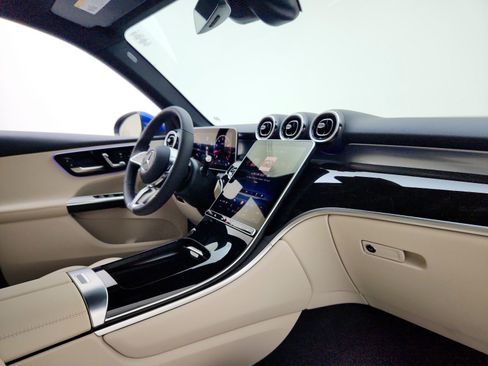 New 2026 Mercedes-Benz GLC 300 image 19