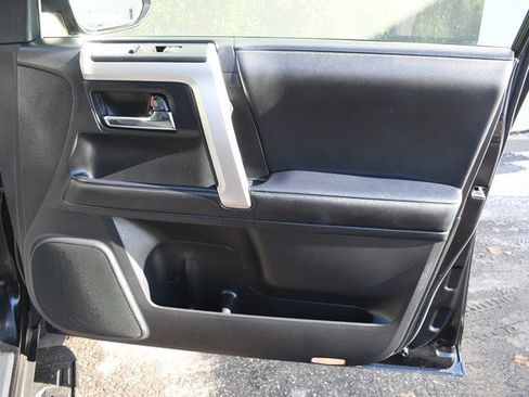 Certified 2024 Toyota 4Runner SR5 Premium image 23