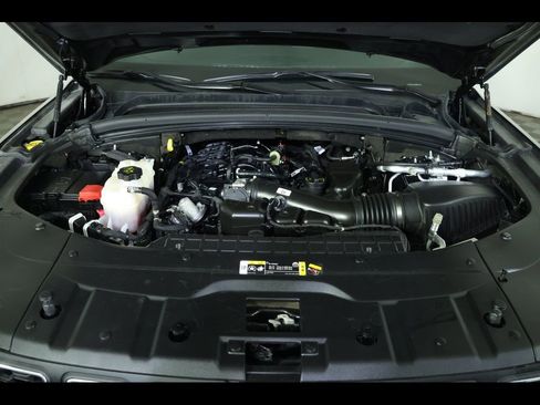 Used 2023 Jeep Grand Cherokee Laredo X image 18