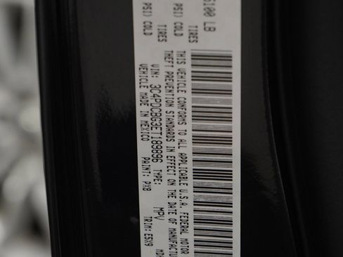 Used 2014 Dodge Journey SXT image 26