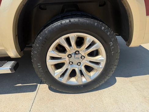 Used 2014 RAM 1500 Laramie Longhorn w/ Convenience Group AWD/4WD image 76