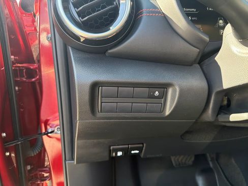 Used 2024 Nissan Kicks SR w/ SR Premium Package image 31