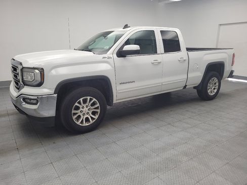 Used 2018 GMC Sierra 1500 SLE w/ SLE Value Package AWD/4WD image 2