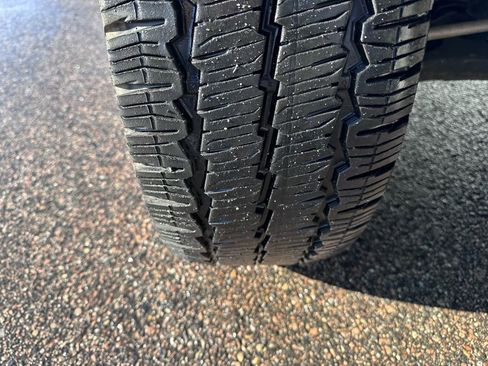 Used 2022 Ford E-Transit 148 High Roof Extended image 40