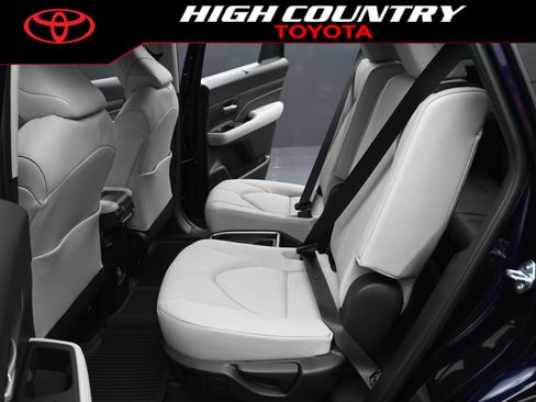 New 2026 Toyota Grand Highlander Limited FWD image 22