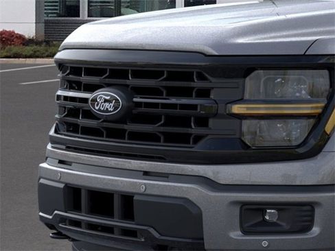 Used 2025 Ford F150 XLT w/ Equipment Group 302A MID image 17